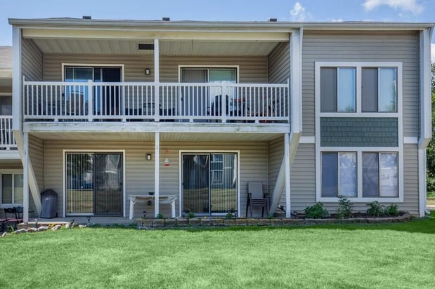 Images Eagle Creek by Spark Living