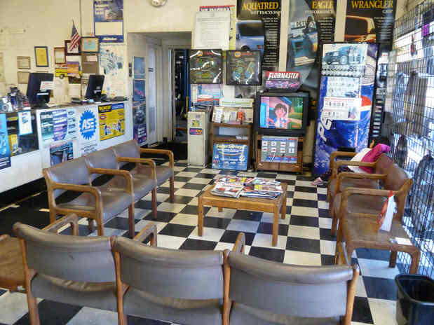 Images Marina Tire & Automotive Service