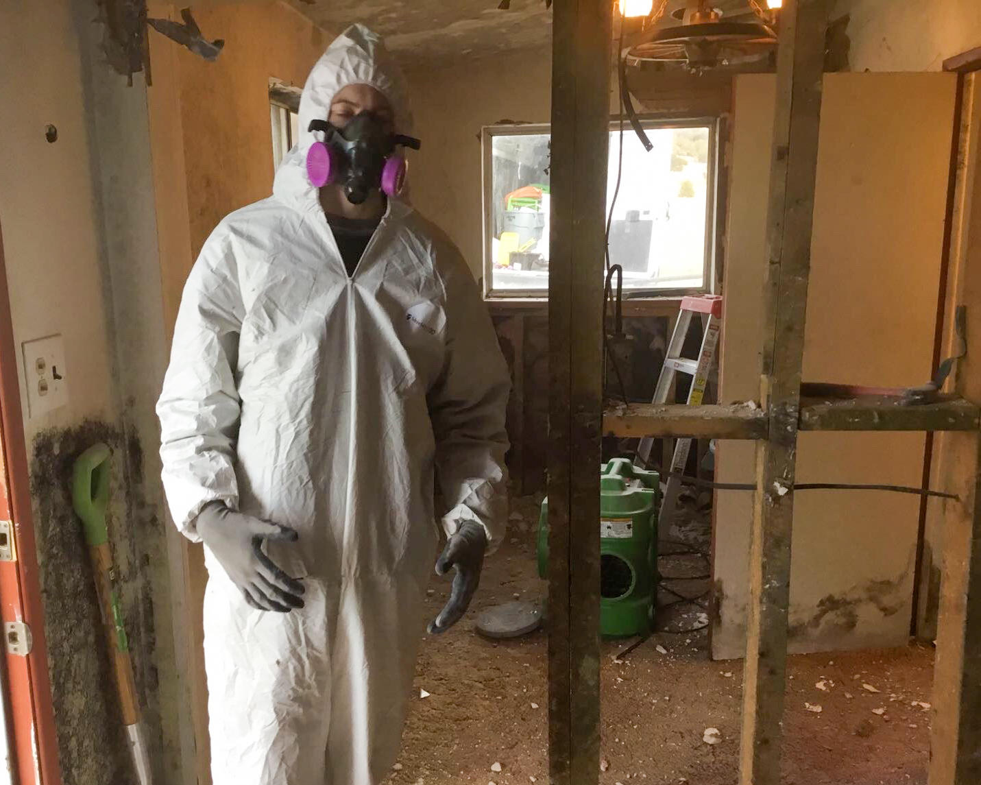 Our SERVPRO of Northwest Phoenix / Anthem  team is highly qualified and ready to serve on any size  mold remediation emergency or cleaning services.