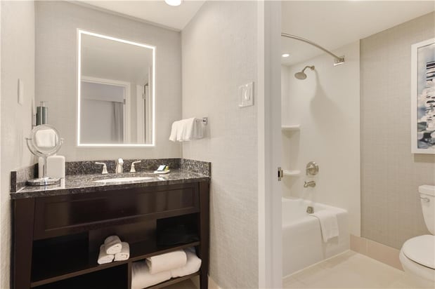 Images Capital Hilton