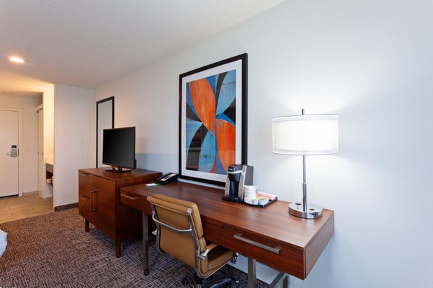 Images Holiday Inn & Suites San Mateo-San Francisco SFO by IHG