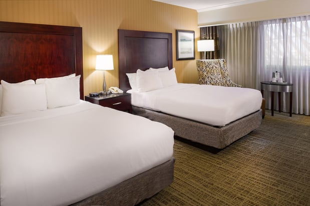 Images Crowne Plaza St. Louis Airport by IHG