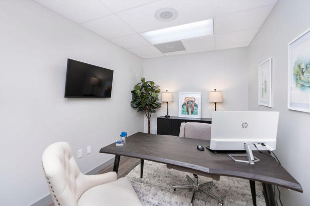 Images Dr. Jeffery Kesecker, DDS