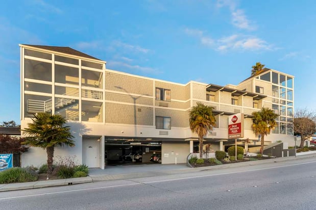 Images Best Western Plus All Suites Inn