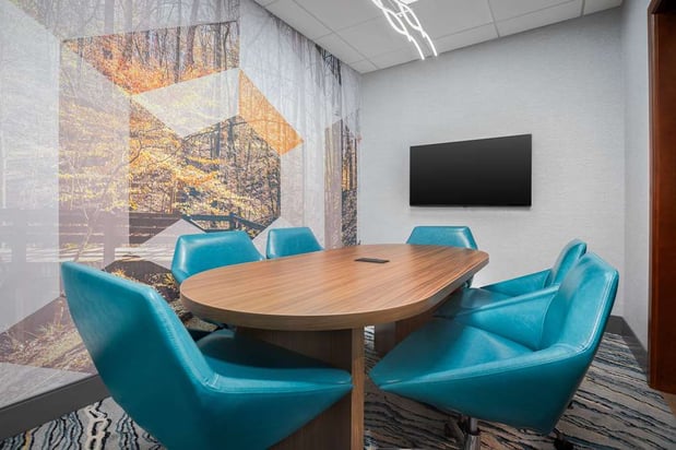 Images Hampton Inn & Suites ATL-Six Flags