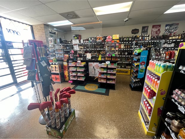 Images DC Liquors - NW Military