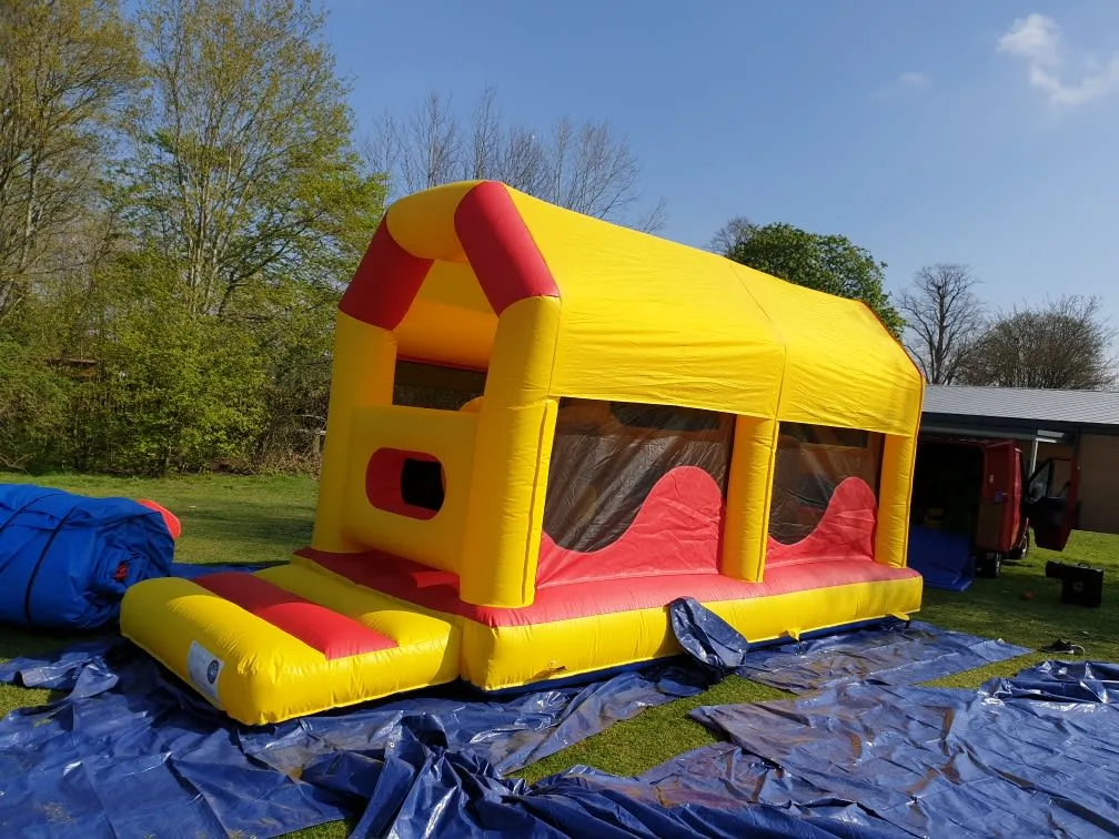 Images Top Banana Bouncy Castles