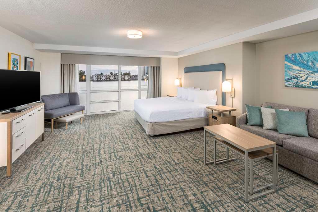 Guest room Homewood Suites by Hilton Miami-Airport/Blue Lagoon Miami (305)261-3335