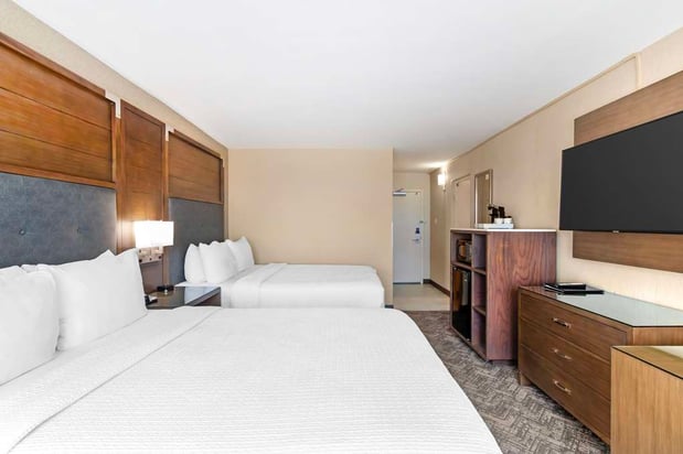 Images Best Western Plus Kansas City Sports Complex Hotel