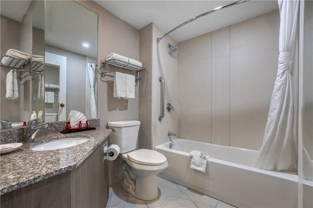 Images SureStay Plus by Best Western Chicago Lombard