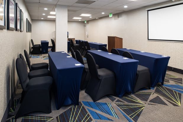 Images Holiday Inn Express & Suites Los Angeles Downtown West by IHG