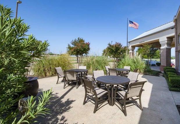 Images Hampton Inn & Suites N. Ft. Worth-Alliance Airport