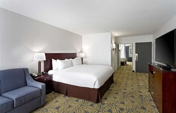 Images DoubleTree by Hilton Washington Meadow Lands Casino Area