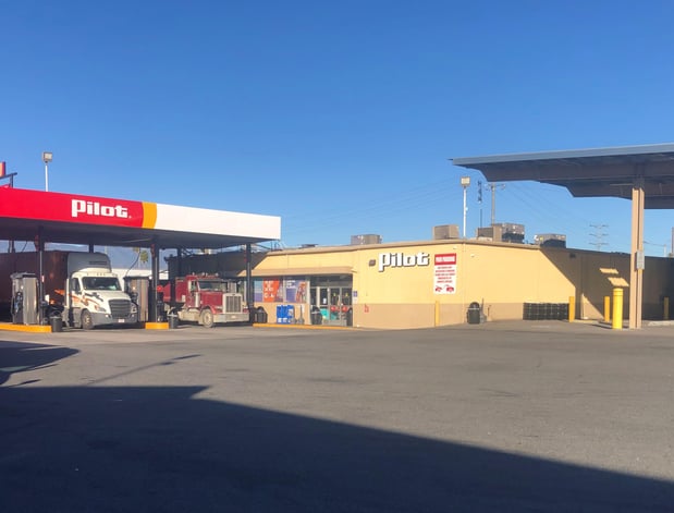 Images Pilot Travel Center