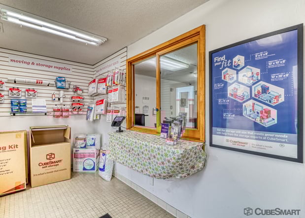 Images CubeSmart Self Storage