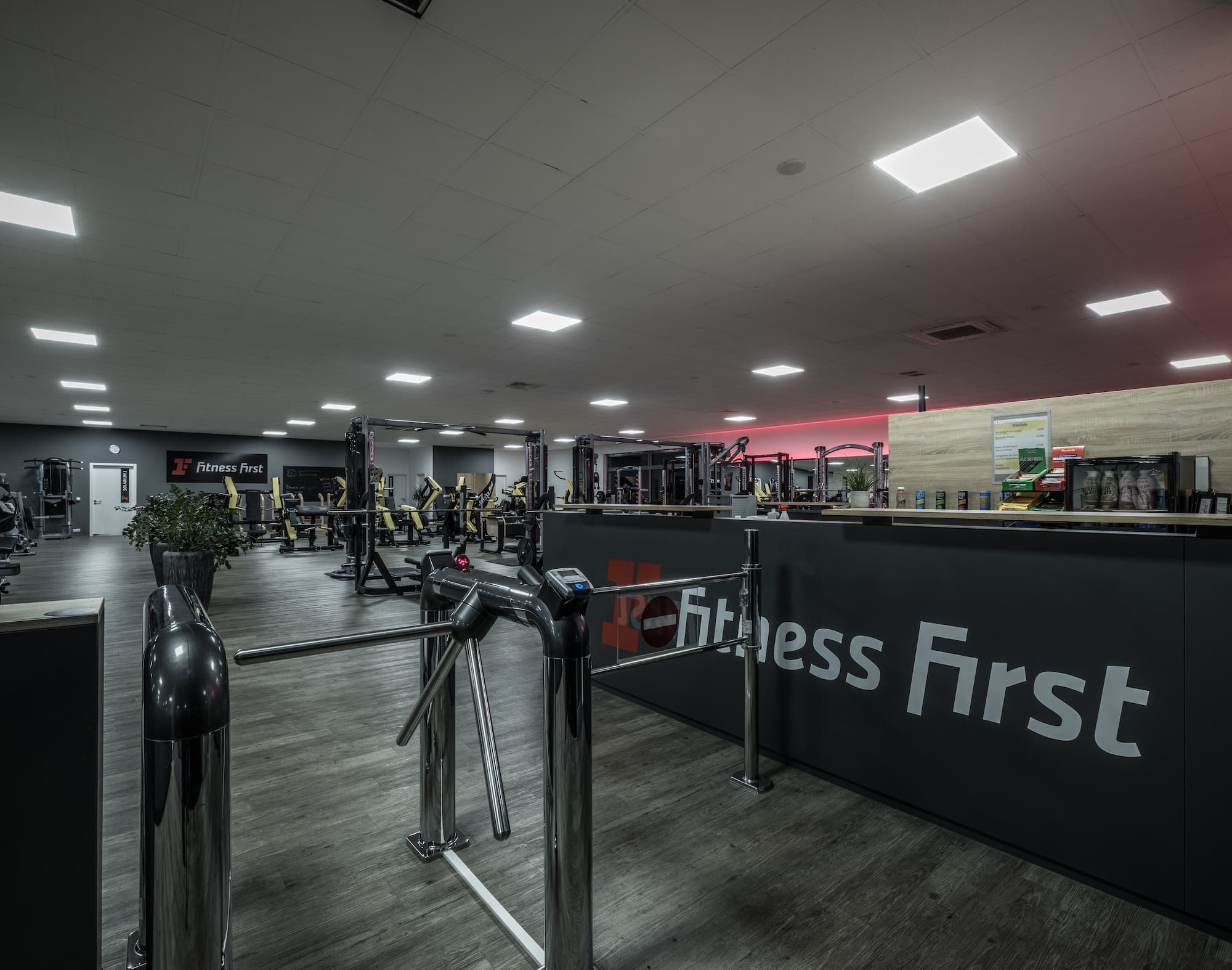 Fitness First Zweibrücken - Eingangsbereich