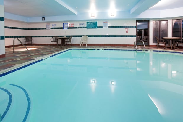 Images Holiday Inn Express & Suites Colorado Springs North by IHG