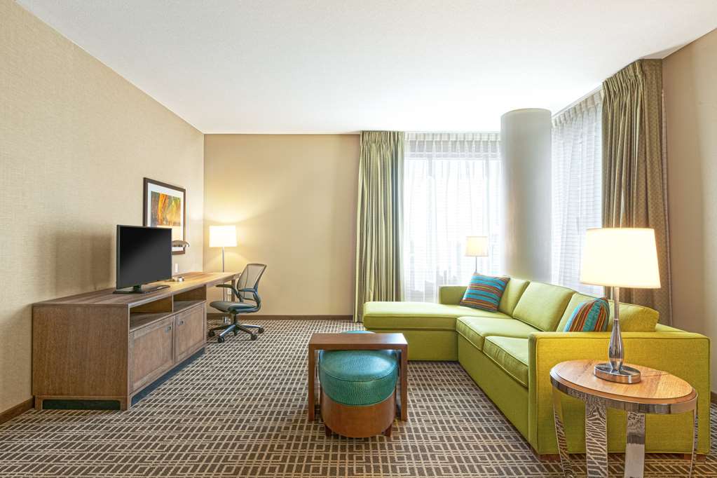 Guest room