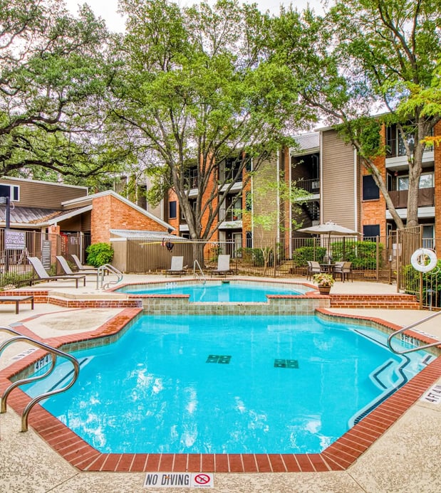Images Village Oaks