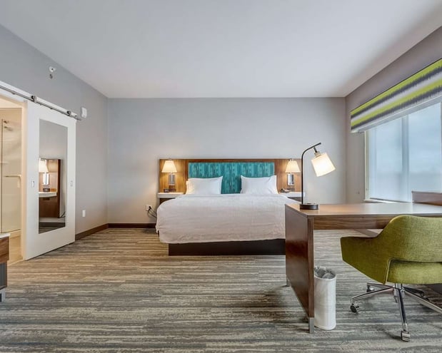 Images Hampton Inn and Suites by Hilton Cincinnati Midtown Rookwood