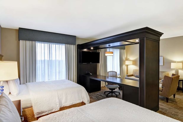 Images Hampton Inn & Suites Denver/Airport-Gateway Park