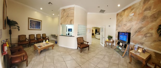 Images Shuayb Dental