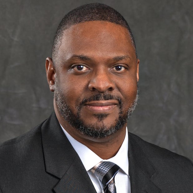 Images Edward Jones - Financial Advisor: Derrick Hall