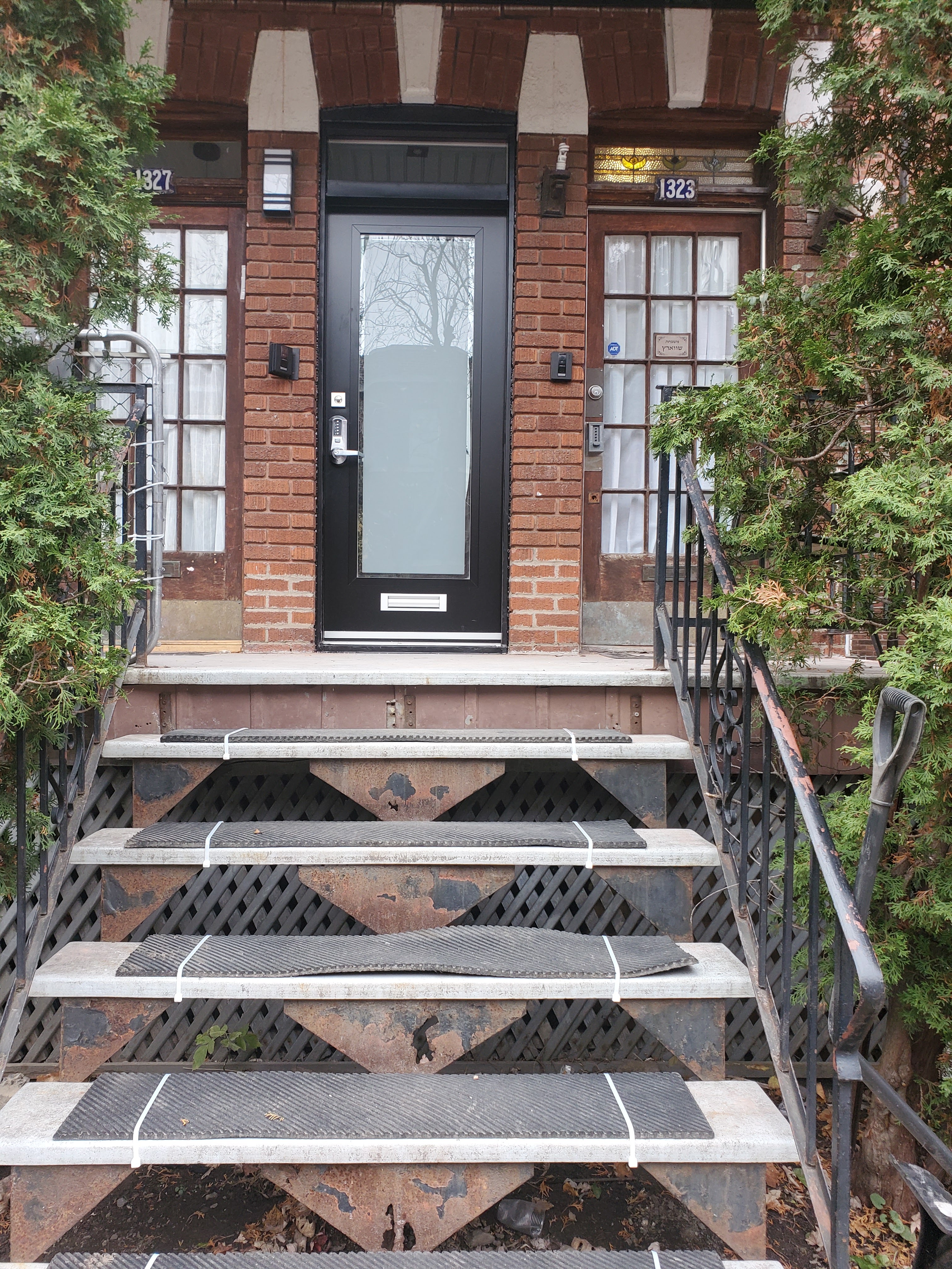 Images Superior Windows & Doors