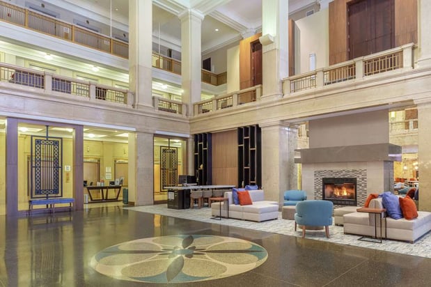Images Hilton Garden Inn Indianapolis Downtown