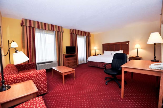 Images Hampton Inn & Suites Louisville East