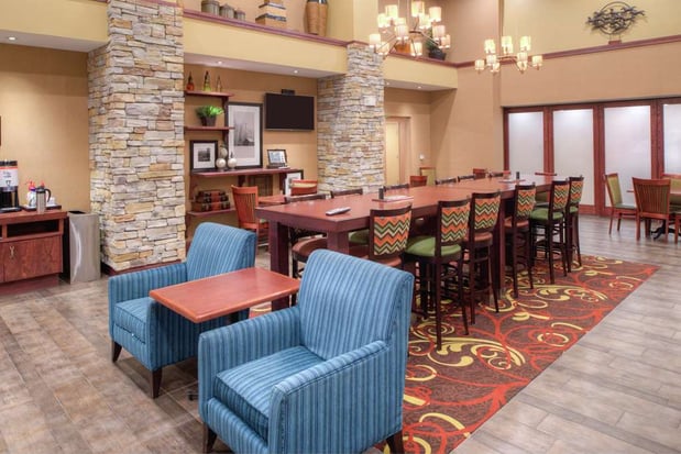 Images Hampton Inn & Suites Rifle
