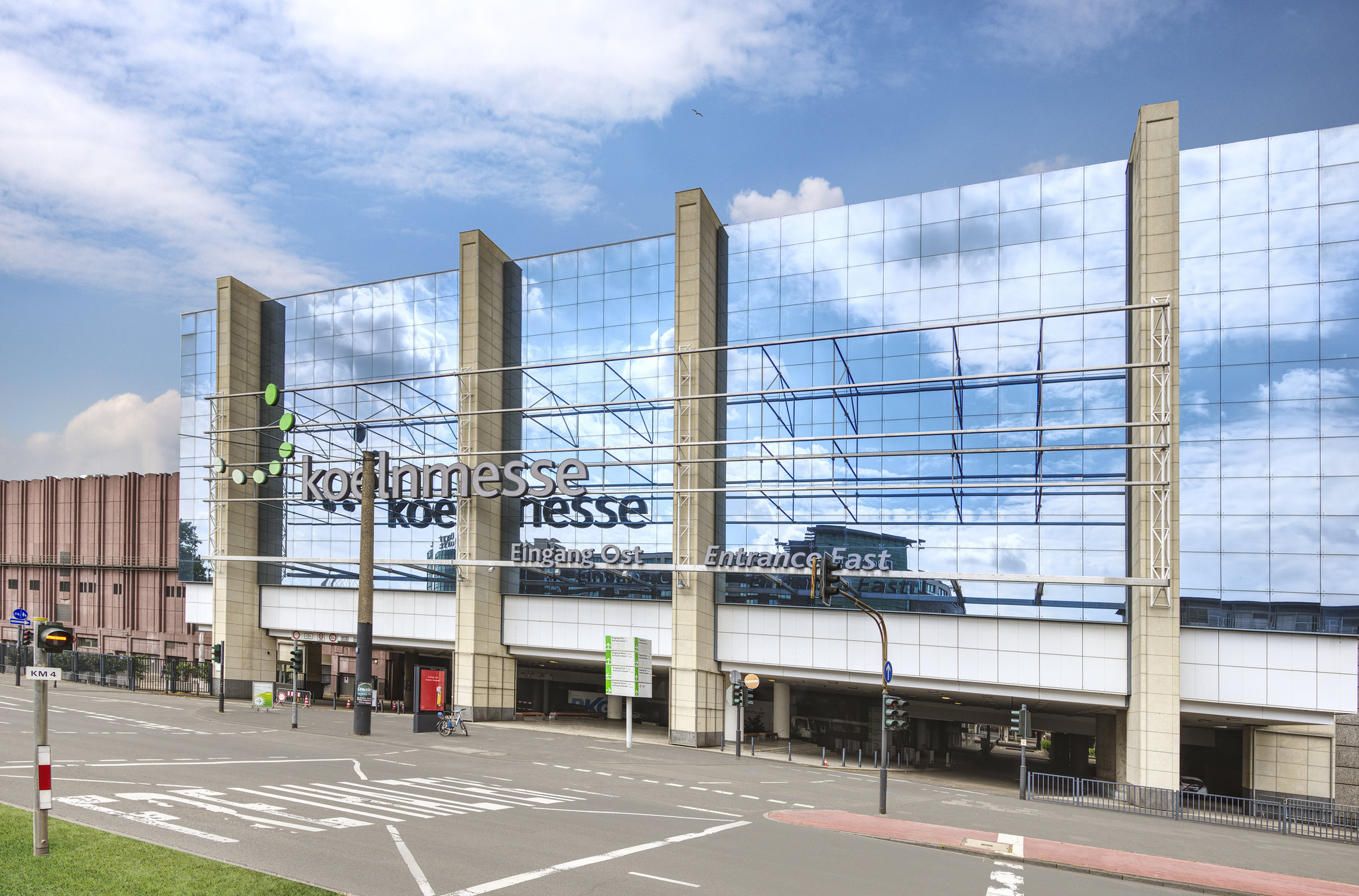 Holiday Inn Express Cologne - Muelheim by IHG, Tiefentalstrasse 72 in Cologne