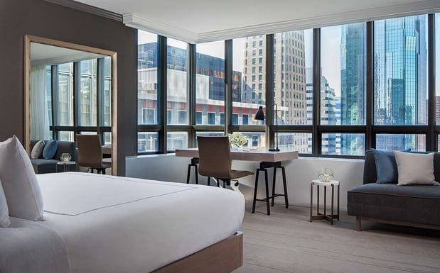 Images The Marquette Hotel, Curio Collection by Hilton