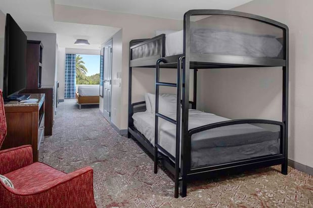 Images Hilton Garden Inn Sarasota-Bradenton Airport