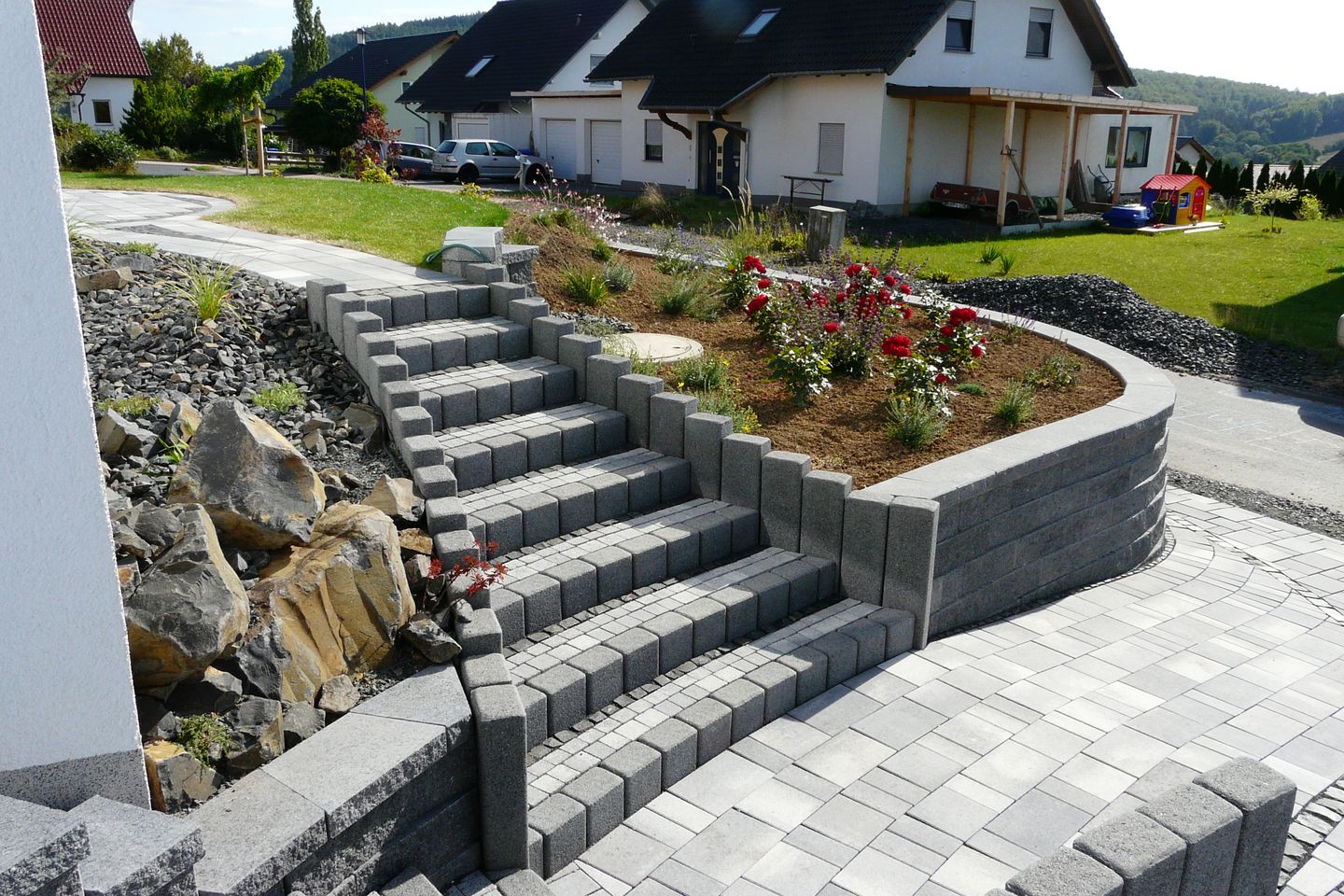 Göttig Erik Grün & Stein Gartengestaltung & Pflanz …