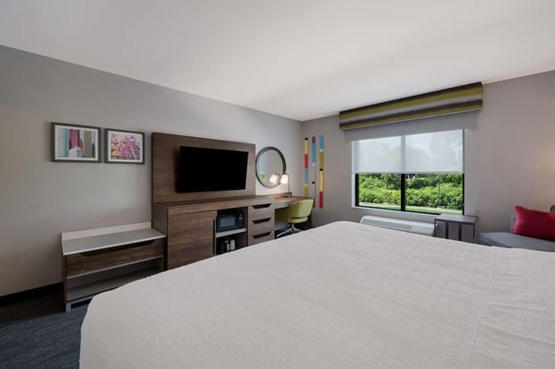 Images Hampton Inn by Hilton Detroit Southfield