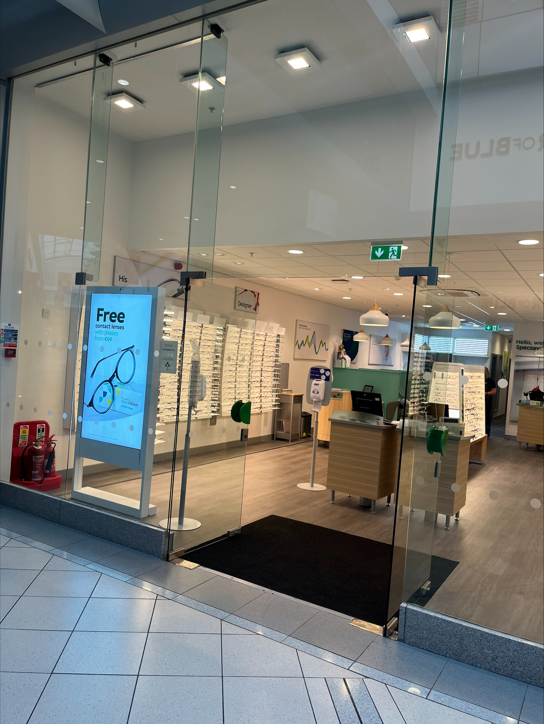 Specsavers Opticians & Audiologists - Crescent Centre - Limerick 4