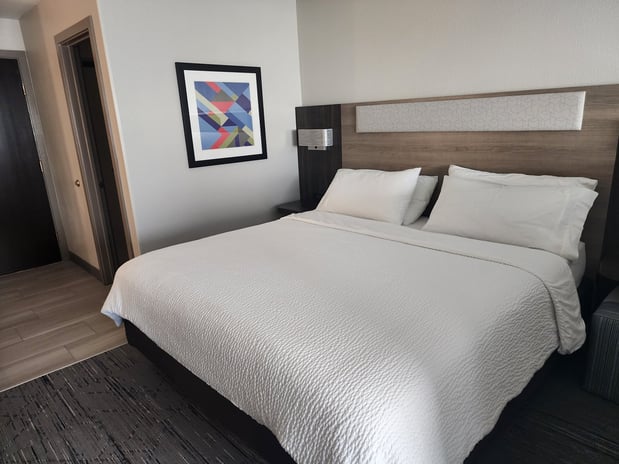 Images Holiday Inn Express Portland East - Troutdale by IHG