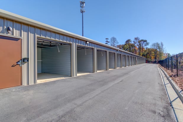 Images Sugar Hill Self Storage