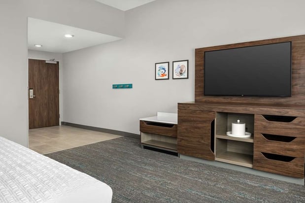 Images Hampton Inn Orlando Southeast Nona