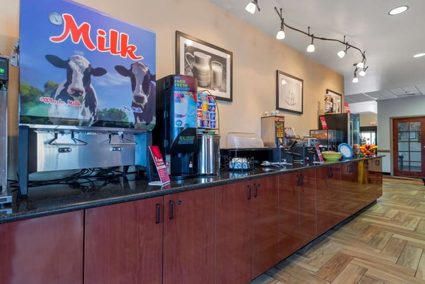 Images Best Western Plus Suites-Greenville