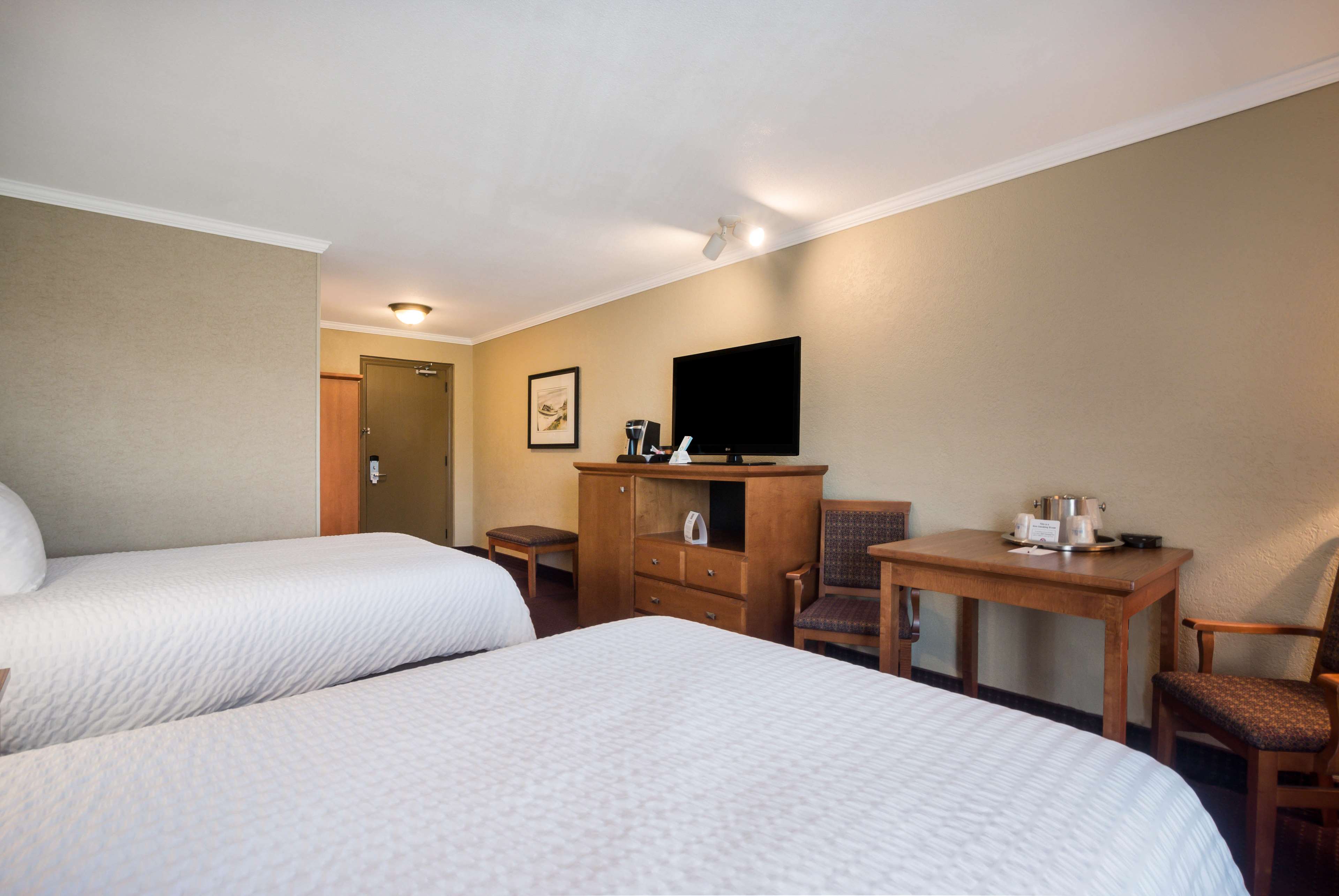 Double Best Western Plus Norwester Hotel & Conference Centre Thunder Bay (807)473-9123