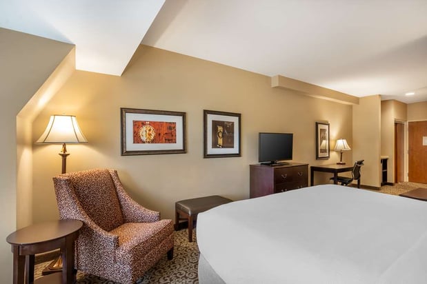 Images Best Western Plus Intercourse Village Inn & Suites