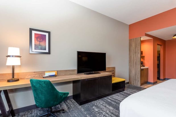 Images Hilton Garden Inn Hays