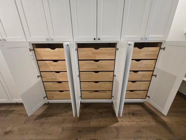 Images JB Shelving