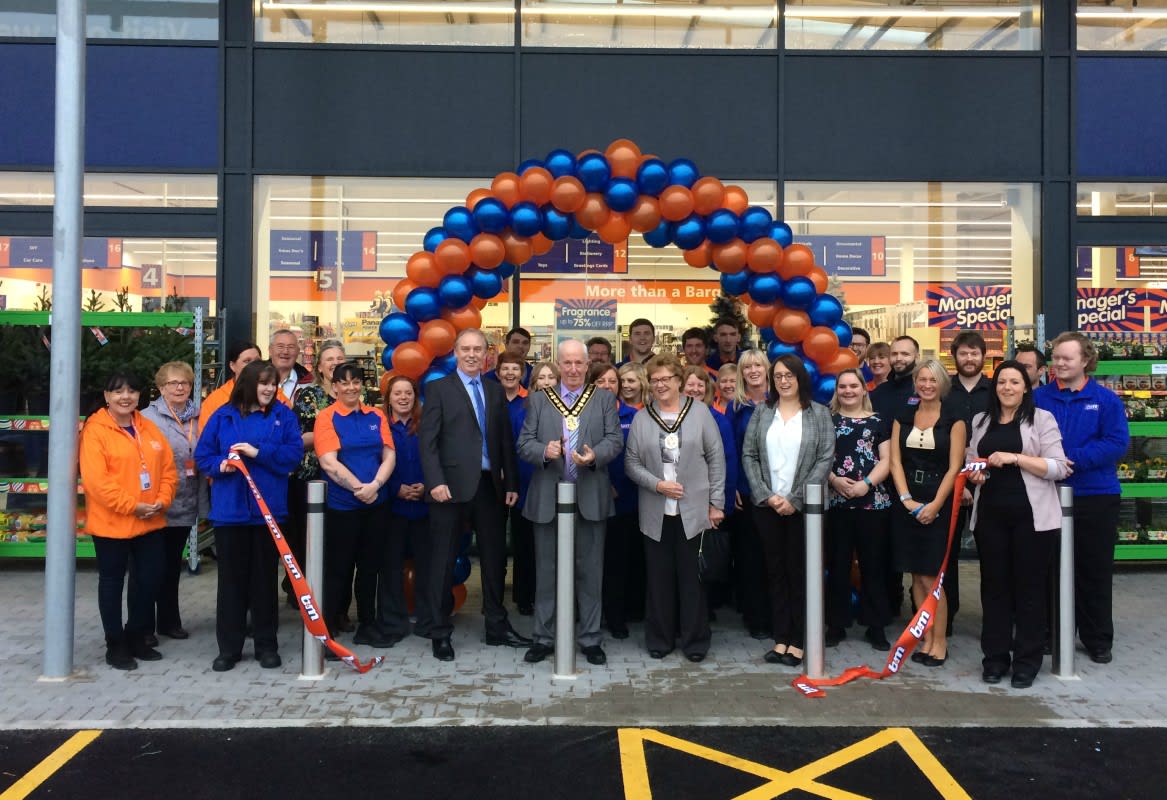 B&M's new store at Cross Hands Business Park, Llanelli was opened by Chairman of Carmarthenshire, Councillor Irfon Jones and his wife Jean Jones.