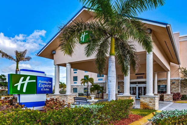 Images Holiday Inn Express & Suites Lantana by IHG