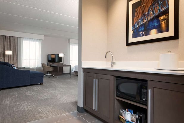 Images Hampton Inn & Suites Grand Rapids Downtown