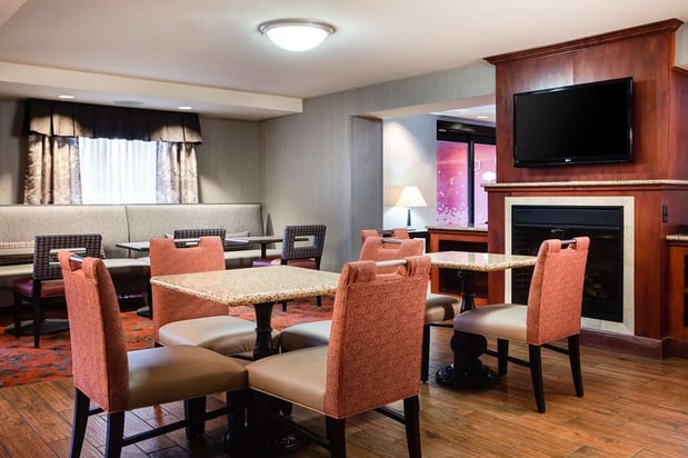 Images Hampton Inn Dubuque