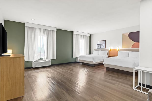 Images Spark by Hilton Houston Hobby Airport